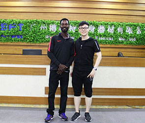 加纳从中国进口羞羞漫画18禁品牌商用健身房器材