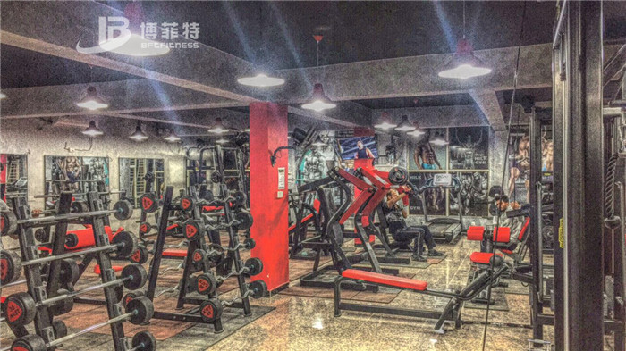 伊拉克客户的健身房图片 羞羞漫画18禁健身器材案例