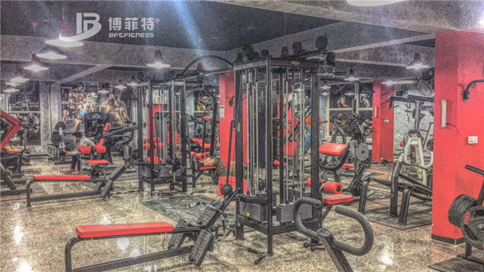 伊拉克客户的健身房图片 羞羞漫画18禁健身器材案例